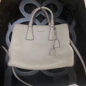 Michael Kors Camille Large Satchel Pearl Grey